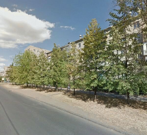 Банкомат Уральского Банка Реконструкции и Развития по адресу улица Ворошилова 16